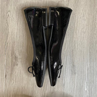 Load image into Gallery viewer, Kelly &amp; Katie Size 8 SHOE
