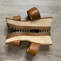 Load image into Gallery viewer, Michael Size 6 1/2 SHOE

