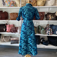 Load image into Gallery viewer, FINLEY Size SMALL BOUTIQUE
