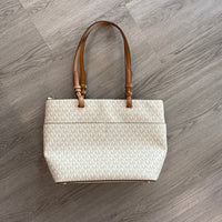 Load image into Gallery viewer, Michael BOUTIQUE
