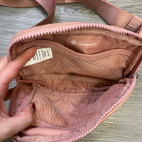 Load image into Gallery viewer, Lululemon HANDBAGS

