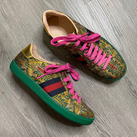 Load image into Gallery viewer, GUCCI Size 7 1/2 BOUTIQUE
