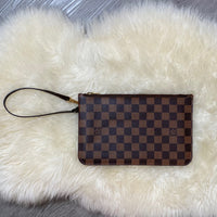 Load image into Gallery viewer, Louis Vuitton DESIGNER
