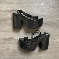 Load image into Gallery viewer, SHUTZ Size 6 1/2 SHOE
