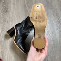 Load image into Gallery viewer, FREE PEOPLE Size 6 SHOE
