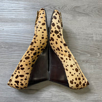 Load image into Gallery viewer, Tory Burch Size 10 SHOE
