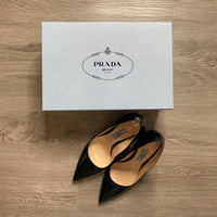 Load image into Gallery viewer, PRADA Size 7 DESIGNER
