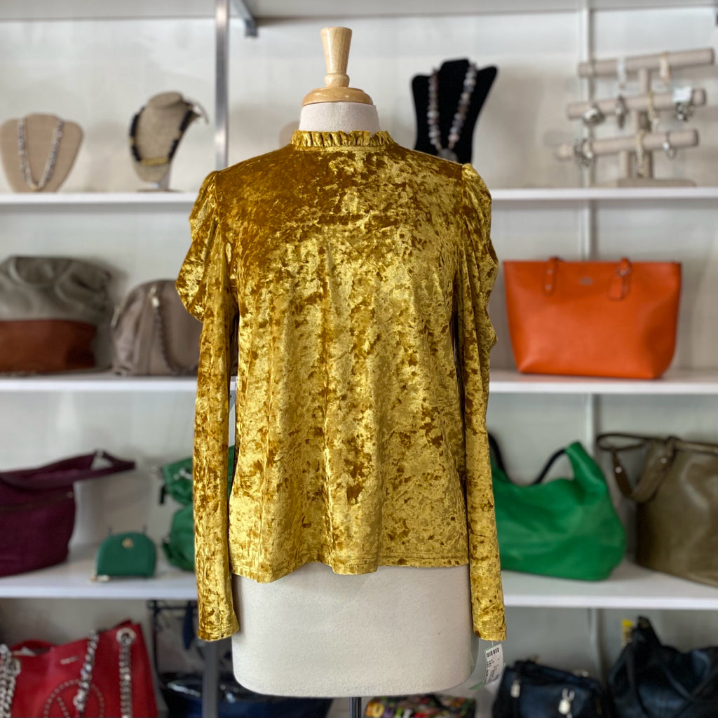 Moodie Size LARGE TOPS