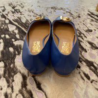 Load image into Gallery viewer, FERRAGAMO Size 10 DESIGNER
