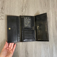 Load image into Gallery viewer, BRAHMIN BOUTIQUE
