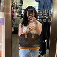 Load image into Gallery viewer, Louis Vuitton DESIGNER
