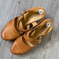 Load image into Gallery viewer, KORKS Size 7 SHOE
