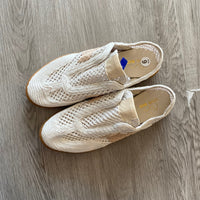 Load image into Gallery viewer, Love Rio Size 9 SHOE
