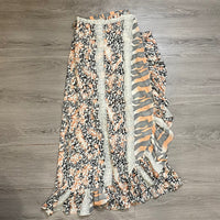 Load image into Gallery viewer, EASEL Size MED SKIRT
