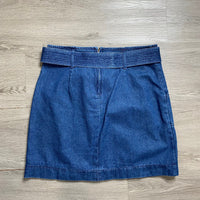 Load image into Gallery viewer, CABI Size 8 BOUTIQUE
