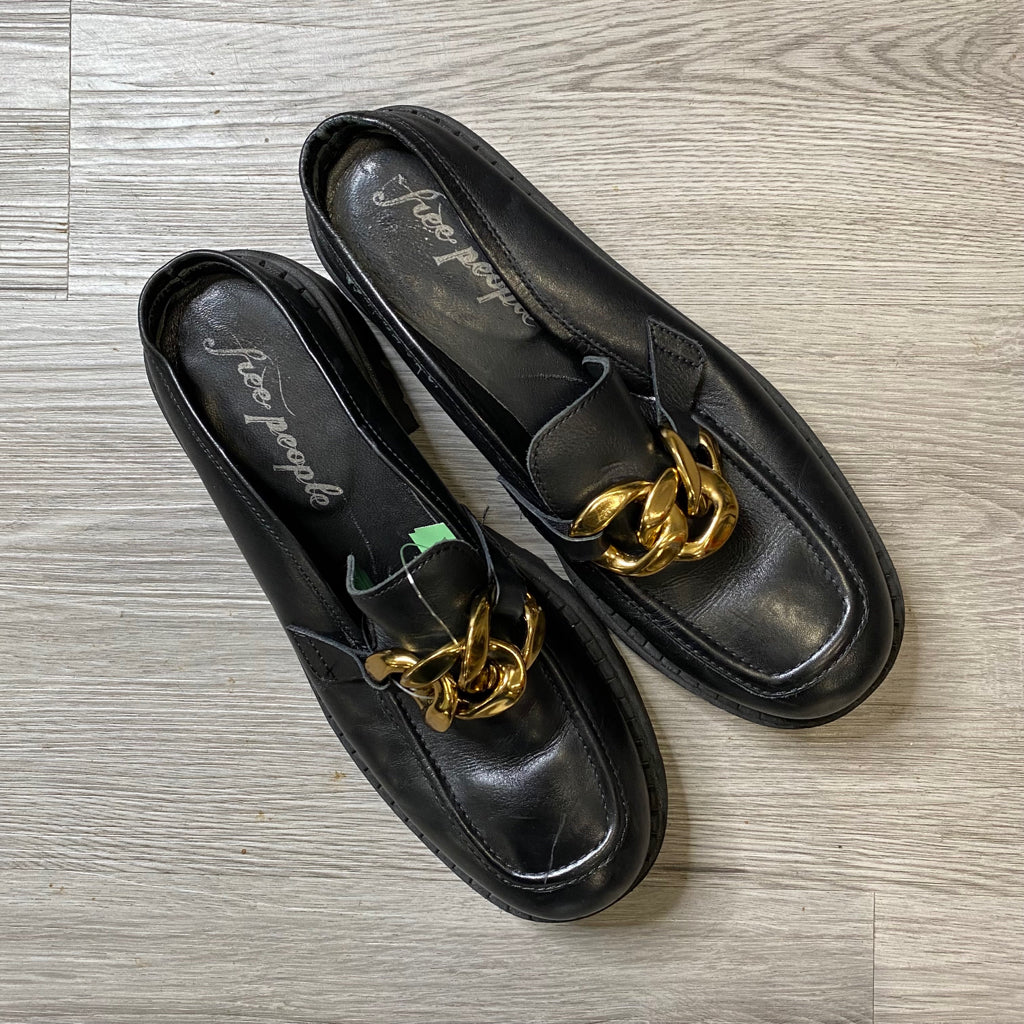 FREE PEOPLE Size 8 1/2 SHOE