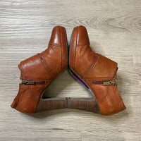 Load image into Gallery viewer, CLARKS Size 7 1/2 SHOE
