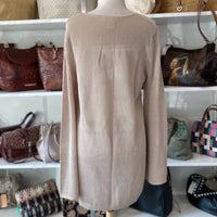 Load image into Gallery viewer, House of Harlow Size LARGE TOPS
