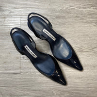 Size 7 Manolo Blahnik DESIGNER