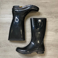 Load image into Gallery viewer, UGG Size 8 BOUTIQUE
