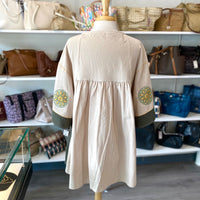 Load image into Gallery viewer, SUNDAY UP Size SMALL DRESS

