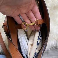 Load image into Gallery viewer, Louis Vuitton DESIGNER
