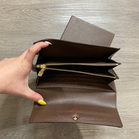 Load image into Gallery viewer, Louis Vuitton DESIGNER

