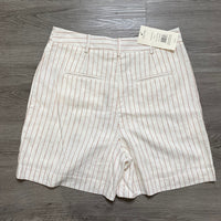 Load image into Gallery viewer, Tyler Boe Size 6 BOUTIQUE
