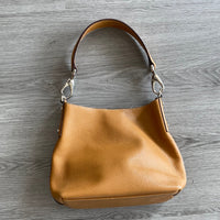 Load image into Gallery viewer, DOONEY &amp; BOURKE BOUTIQUE
