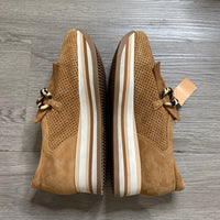 Load image into Gallery viewer, Softwaves Size 11 BOUTIQUE
