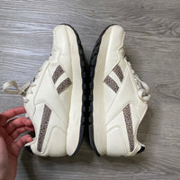 Load image into Gallery viewer, REEBOK Size 7 1/2 SHOE
