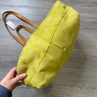 Load image into Gallery viewer, UGG BOUTIQUE
