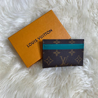 Load image into Gallery viewer, Louis Vuitton DESIGNER
