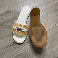 Load image into Gallery viewer, Michael Size 9 1/2 BOUTIQUE
