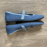 Load image into Gallery viewer, Vivaia Size 8 1/2 SHOE
