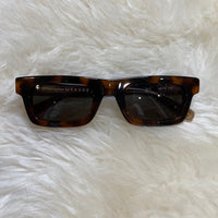 Load image into Gallery viewer, Rhude BOUTIQUE
