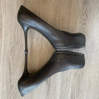 Load image into Gallery viewer, YSL Size 10 DESIGNER
