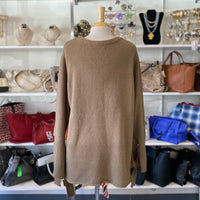 Load image into Gallery viewer, ELLISON Size LARGE TOPS
