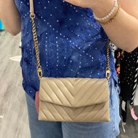 Load image into Gallery viewer, Quince HANDBAGS
