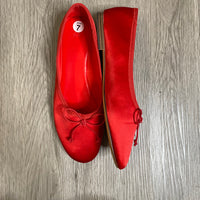 Load image into Gallery viewer, H &amp; M Size 7 SHOE
