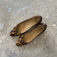 Load image into Gallery viewer, TALBOTS Size 9 1/2 SHOE
