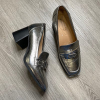 Load image into Gallery viewer, ALEX MARIE Size 8 1/2 SHOE
