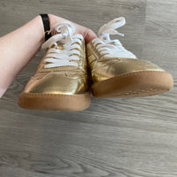 Load image into Gallery viewer, COCONUTS Size 9 1/2 SHOE
