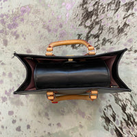 Load image into Gallery viewer, DOONEY &amp; BOURKE BOUTIQUE

