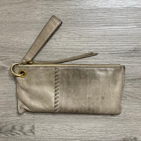 Load image into Gallery viewer, HOBO Size BOUTIQUE
