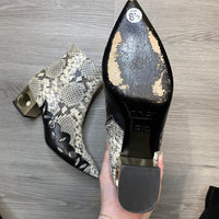 Load image into Gallery viewer, Coliac Size 8 1/2 DESIGNER
