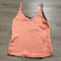 Load image into Gallery viewer, White House Black Market Size XS TOPS
