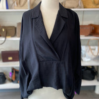 Load image into Gallery viewer, ANTHROPOLOGIE Size LARGE TOPS
