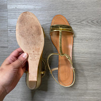 Load image into Gallery viewer, KATE SPADE Size 8 1/2 BOUTIQUE
