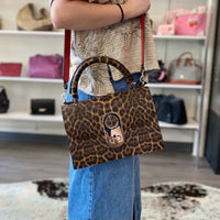 Load image into Gallery viewer, Christian Louboutin DESIGNER
